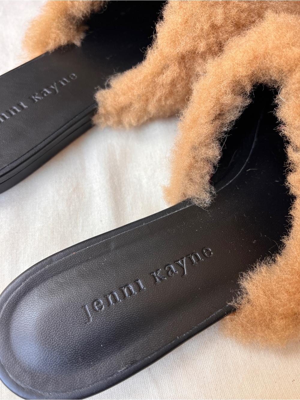 Jenni Kayne Plush Shearling Slide Mules in Camel Brown and Black - Picture 6 of 11